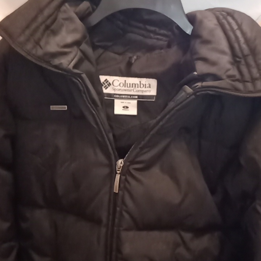 Women's Columbia Sportswear winter coat lg